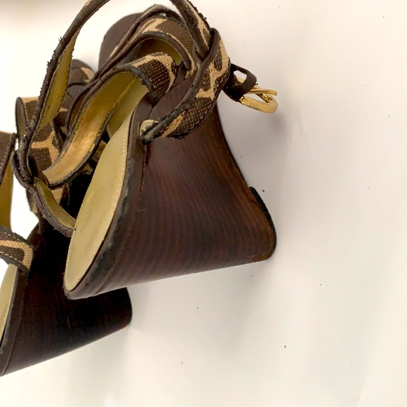 Brown Kelly and Katie heels - Picture 3 of 17